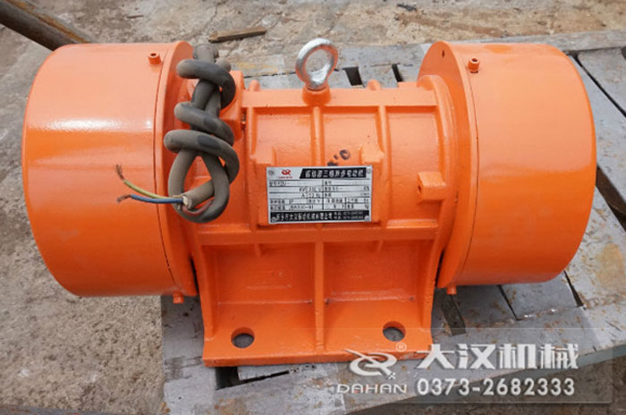 YZU-40-6振動電機(jī)