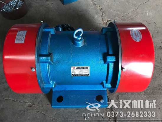 yzu振動(dòng)電機(jī)