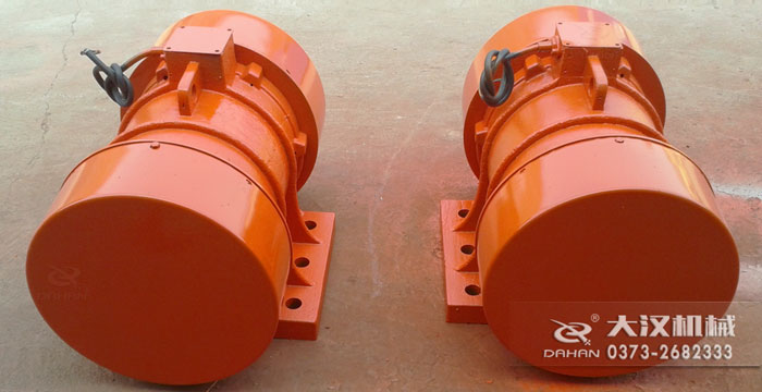 YZU-30-4振動(dòng)電機(jī)