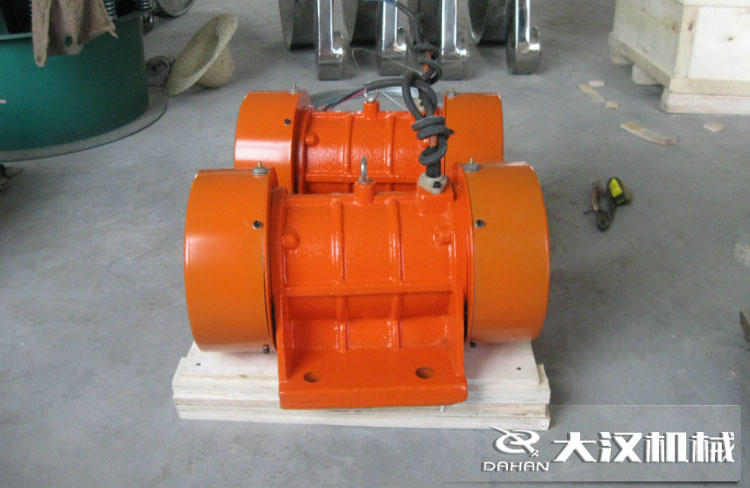 隔爆振動(dòng)電機(jī)